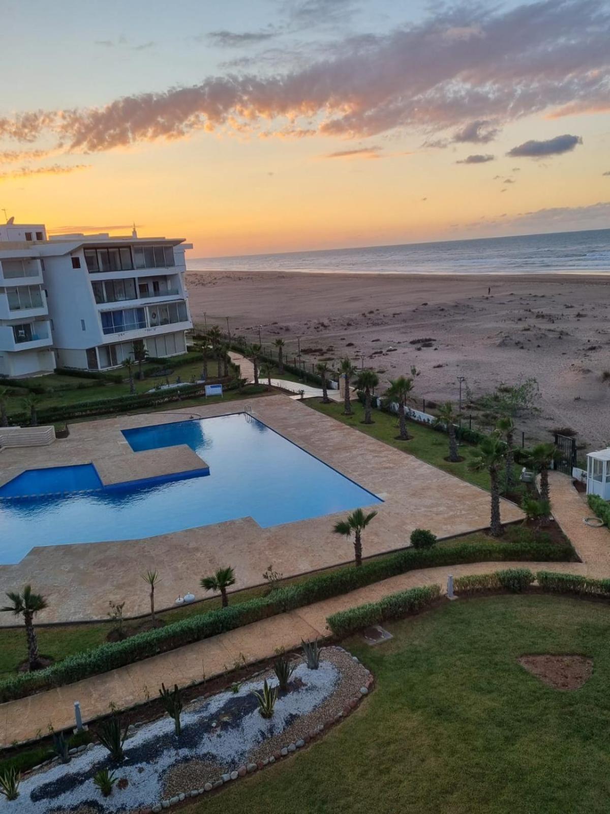 Sidi Rahal Blue View, Beachfront Wide Seaview With Pool المظهر الخارجي الصورة